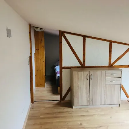 Am Nuerburgring/wintersport Arft Apartment Acht